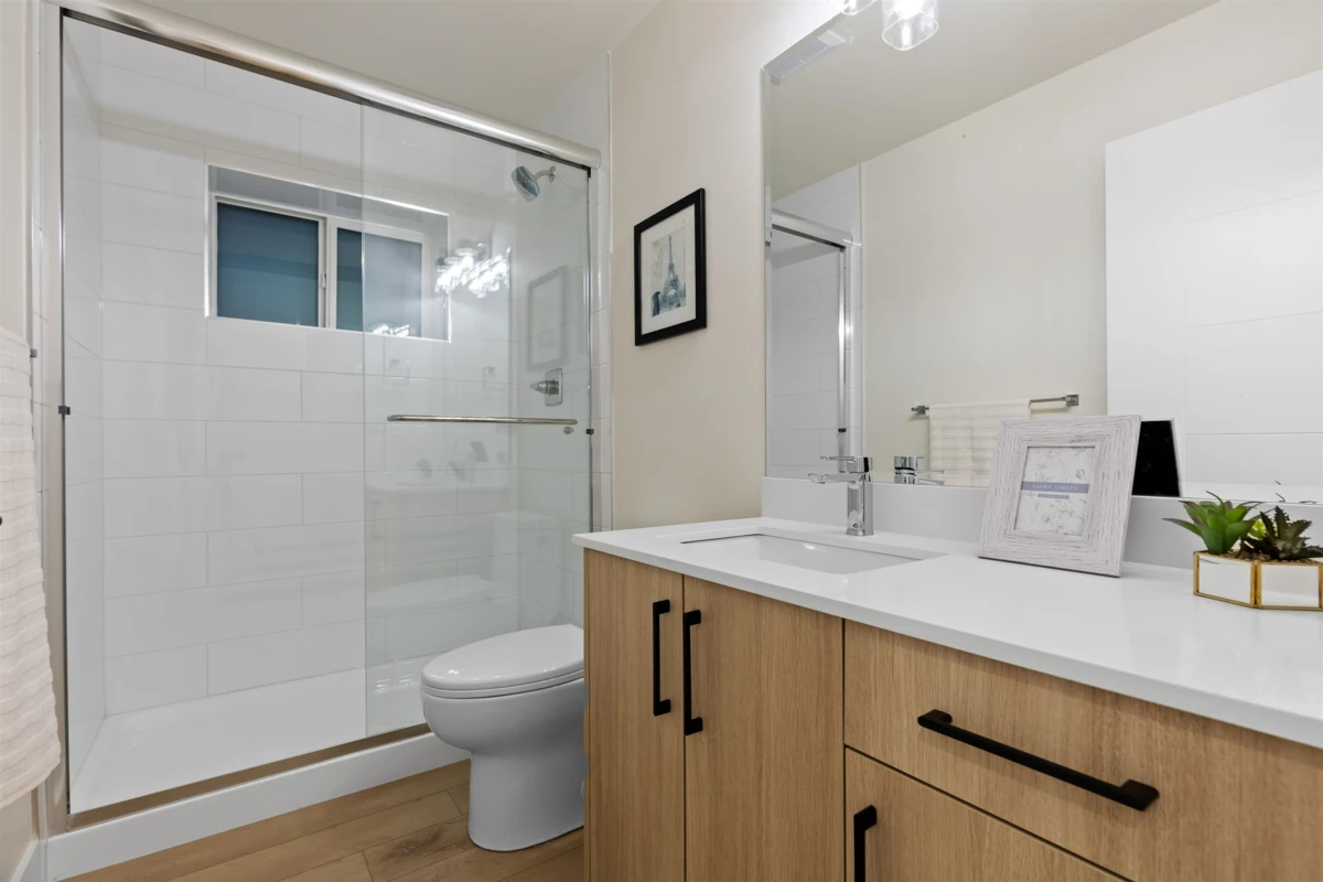 Hot Tub / Spa Photo of 20158 82 Avenue, Langley, BC