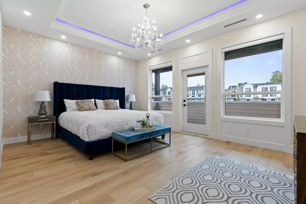 Walk-In Closet Photo of 20158 82 Avenue, Langley, BC