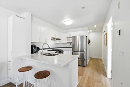 106 688 E 16th Avenue, Vancouver, BC, Vancouver — Apartment/Condo for sale