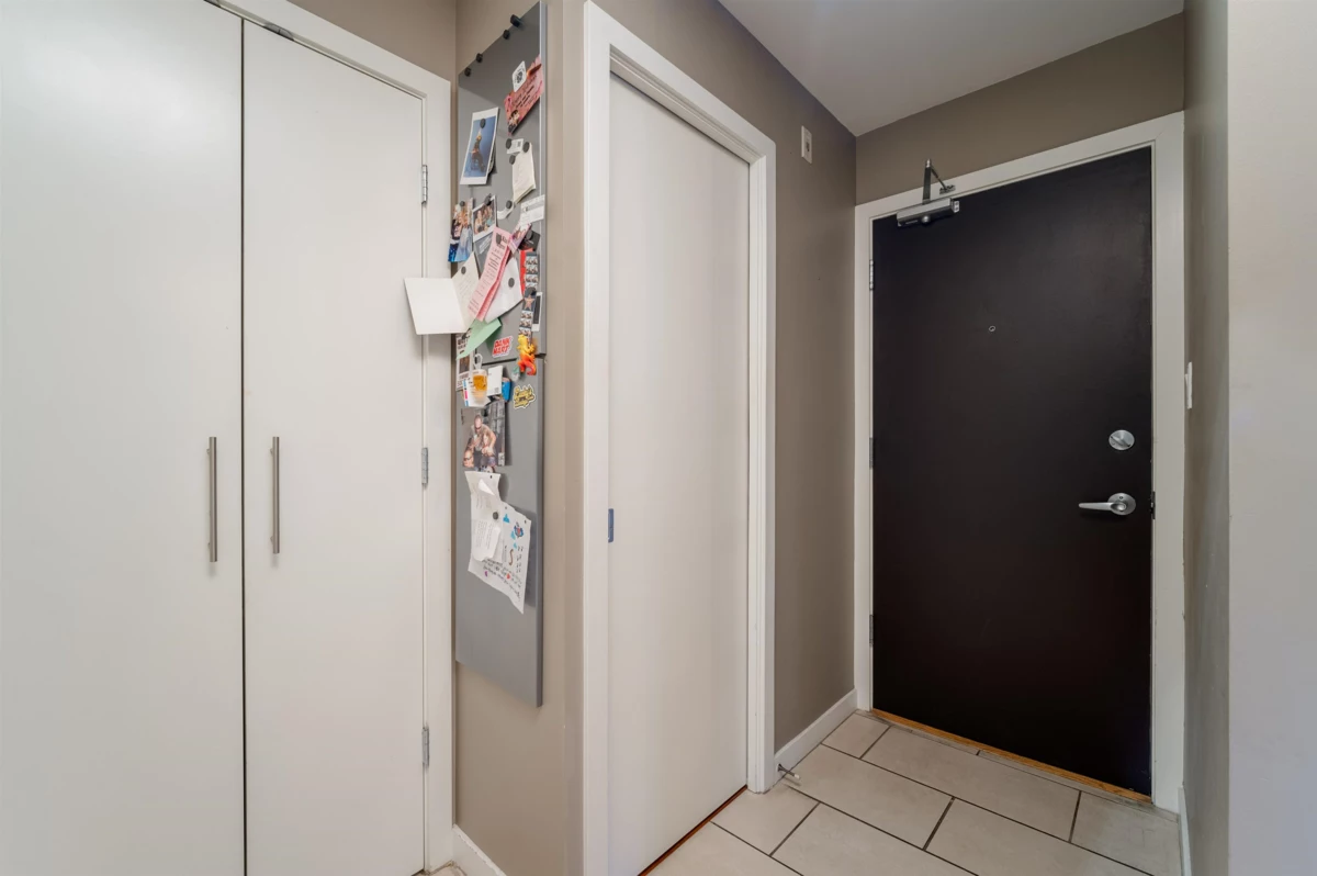 Family Room Photo of 506 989 Beatty Street, Vancouver, BC