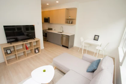 208 10777 138 Street, Surrey, BC