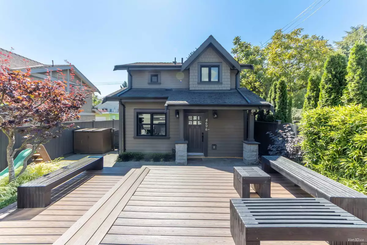 Front Yard Photo of 4698 W 11th Avenue, Vancouver, BC