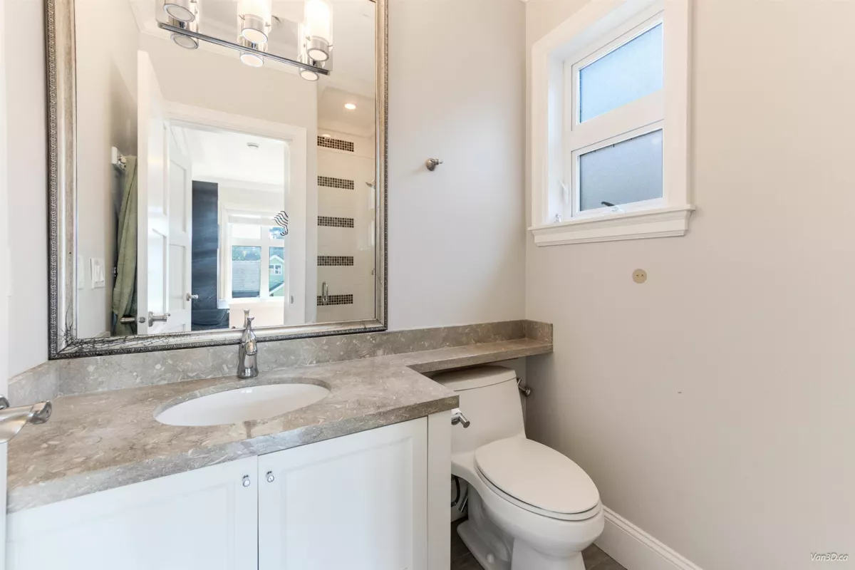 Hallway Photo of 4698 W 11th Avenue, Vancouver, BC