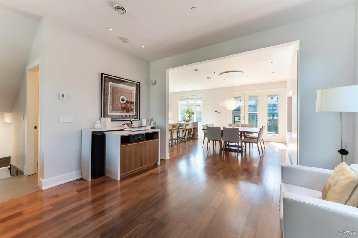 Kitchen Island Photo of 4698 W 11th Avenue, Vancouver, BC