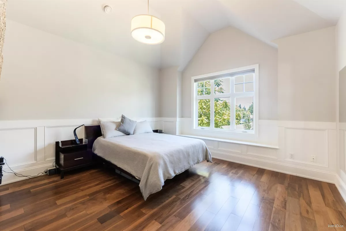 Powder Room Photo of 4698 W 11th Avenue, Vancouver, BC