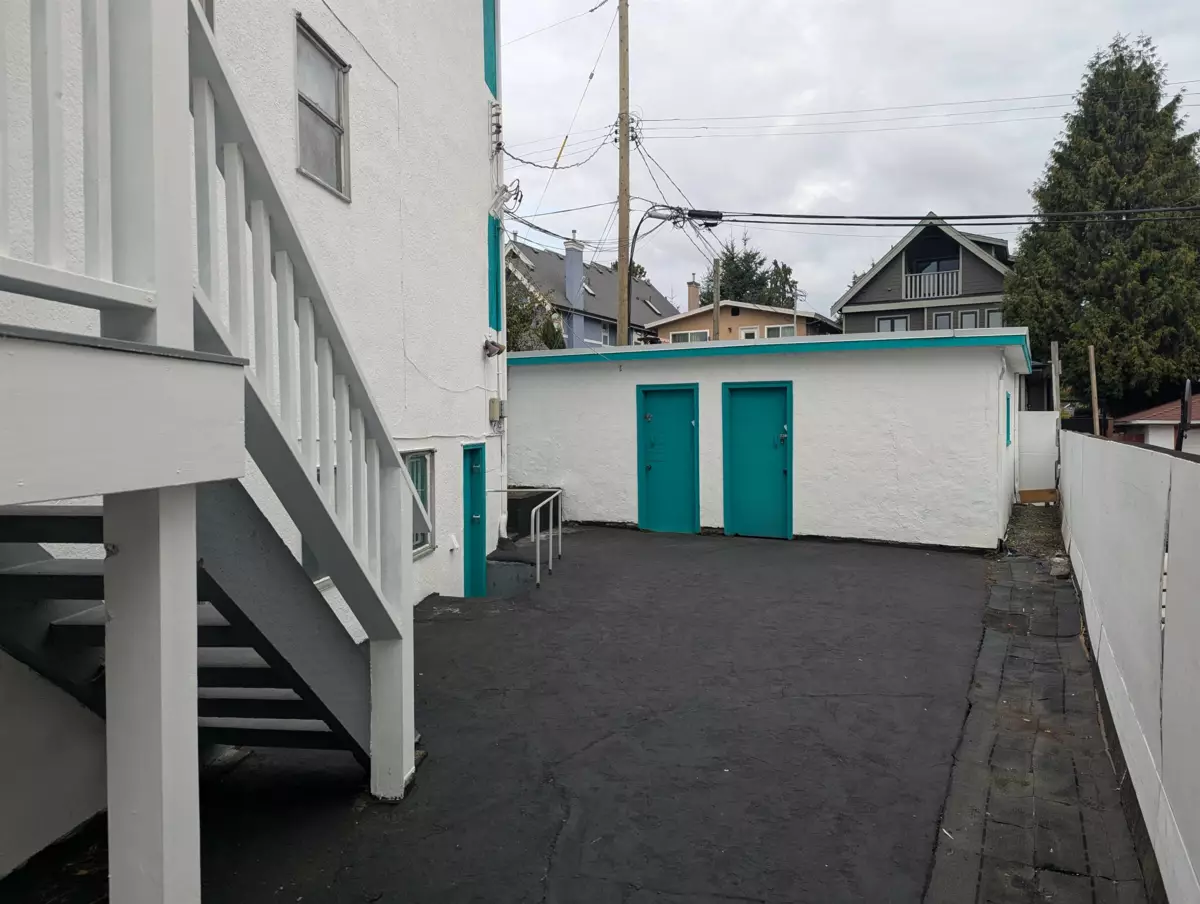 Kitchen Island Photo of 2984 Clark Drive, Vancouver, BC