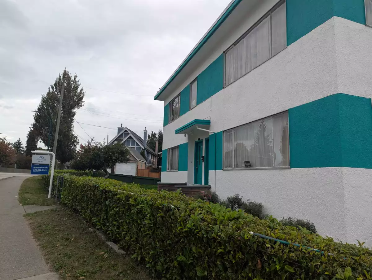 Kitchen Photo of 2984 Clark Drive, Vancouver, BC