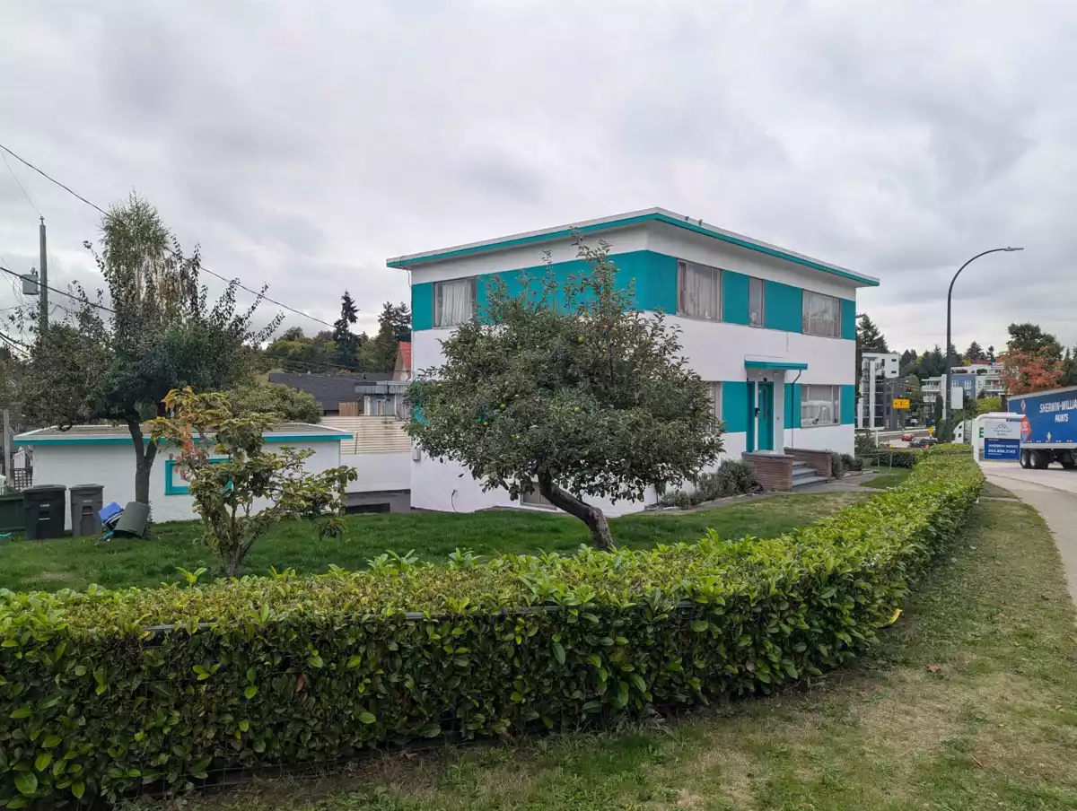 Living Room Photo of 2984 Clark Drive, Vancouver, BC