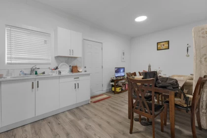 Hot Tub / Spa Photo of 7008 129a Street, Surrey, BC