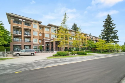 203 1975 154 Street, Surrey, BC, Surrey — Apartment/Condo for sale