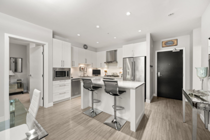 203 1975 154 Street, Surrey, BC, Surrey — Apartment/Condo for sale