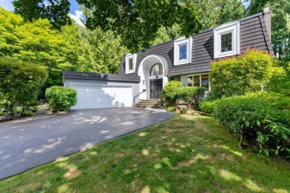 5446 Cliffridge Avenue, North Vancouver, BC, North Vancouver — Single Family Residence for sale