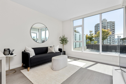 601 2186 Gilmore Avenue, Burnaby, BC, Burnaby — Apartment/Condo for sale