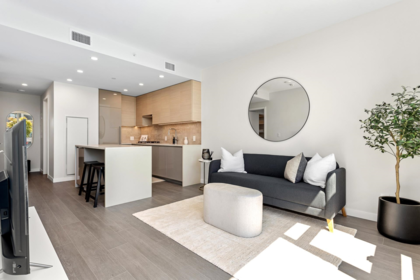 601 2186 Gilmore Avenue, Burnaby, BC, Burnaby — Apartment/Condo for sale