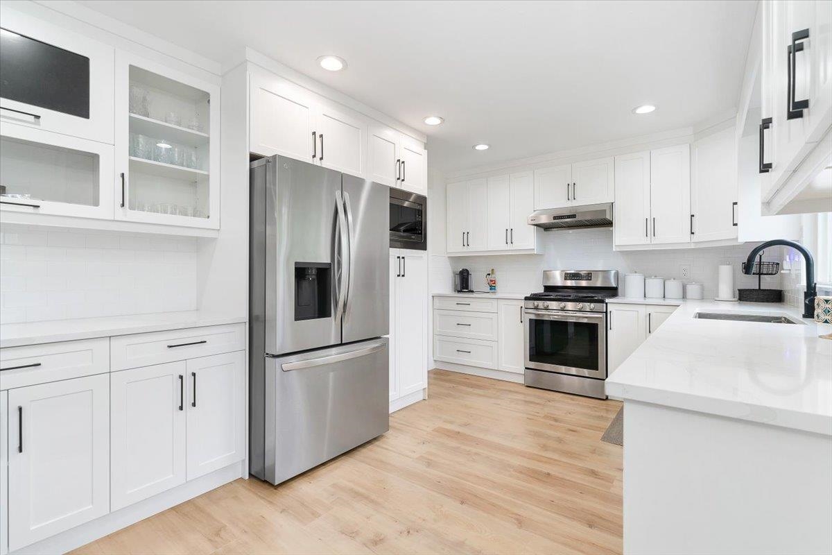 Dining Area Photo of 5061 223a Street, Langley, BC