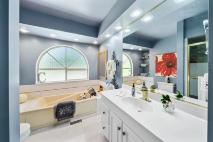 Primary Bathroom Photo of 605 Victor Street, Coquitlam, BC