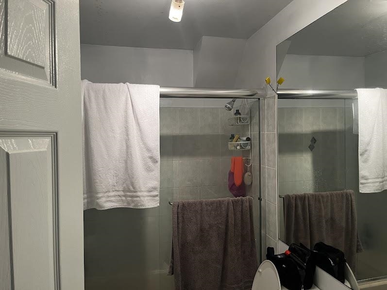 Kitchen Photo of 13202 67 Avenue, Surrey, BC