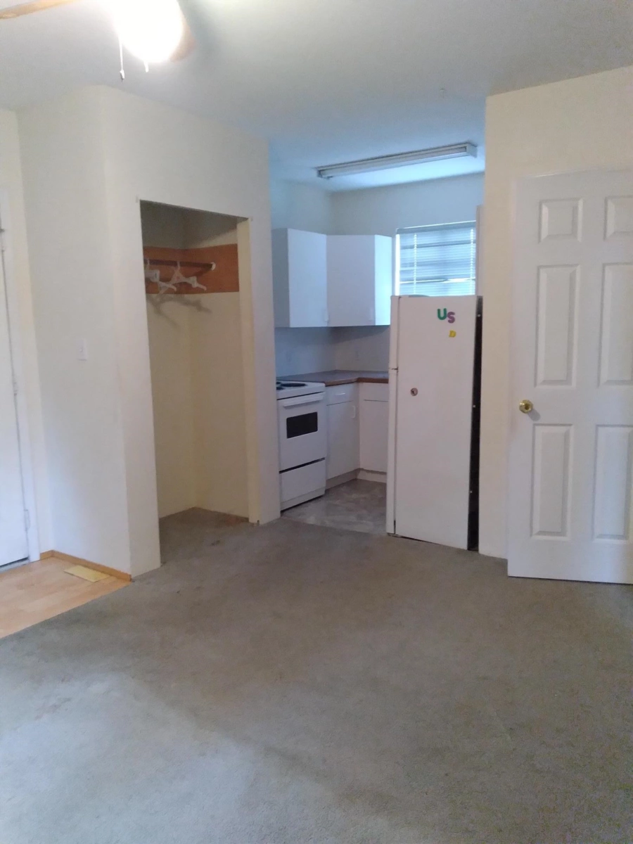 Hot Tub / Spa Photo of 19850 48 Avenue, Langley, BC