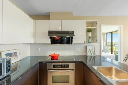 1806 4178 Dawson Street, Burnaby, BC, Burnaby — Apartment/Condo for sale