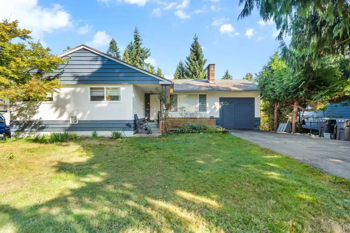 Garage Interior Photo of 1677 Eastern Drive, Port Coquitlam, BC