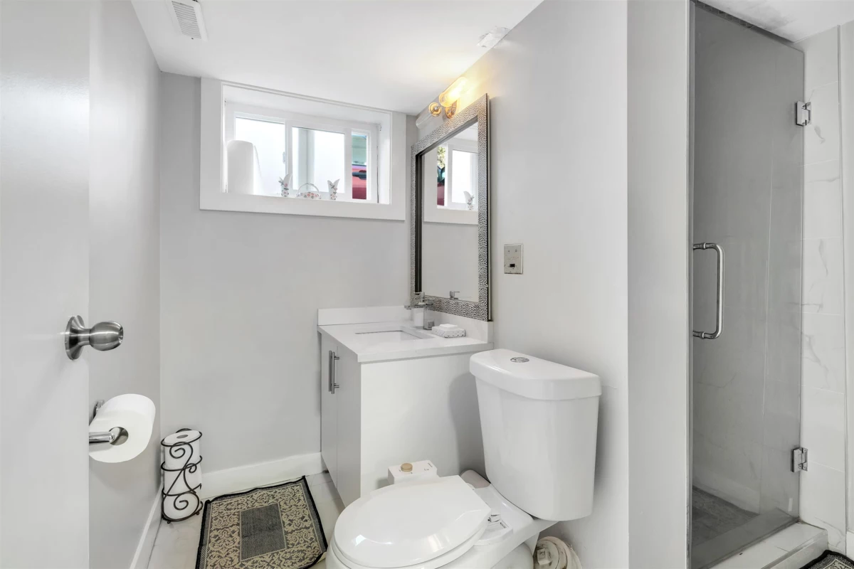 Mudroom Photo of 1677 Eastern Drive, Port Coquitlam, BC