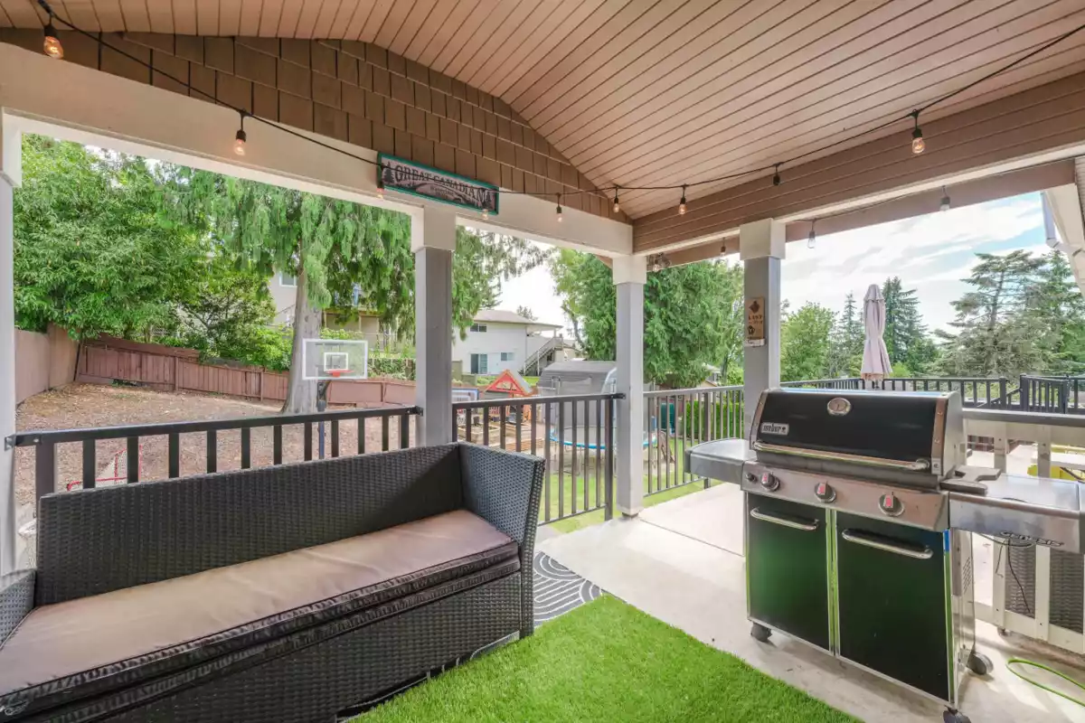 Staircase Photo of 10356 Skagit Drive, Delta, BC