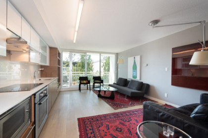408 1635 W 3rd Avenue, Vancouver, BC, Vancouver — Apartment/Condo for sale