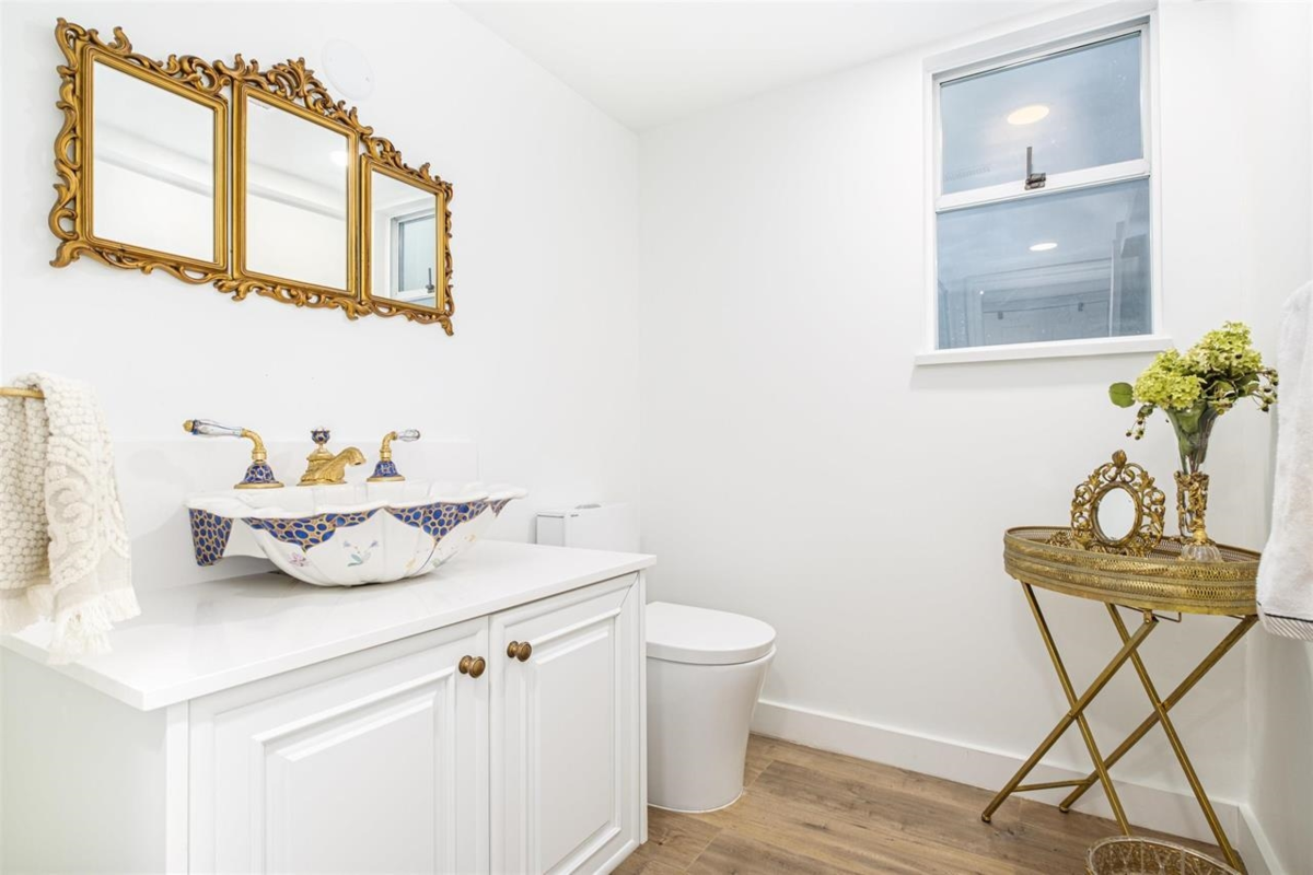 Basement Recreation Room Photo of 6780 Marine Drive, West Vancouver, BC