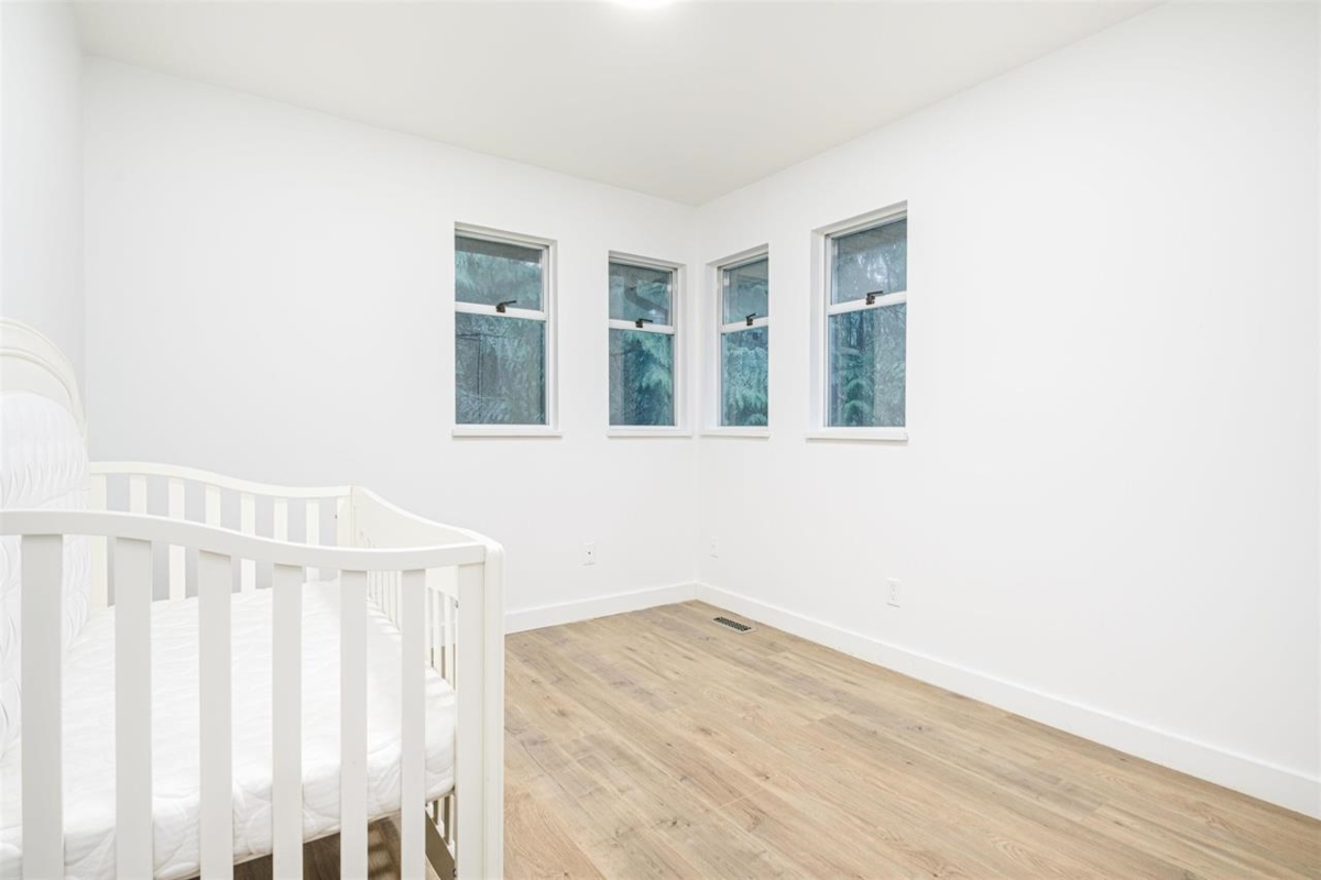 Primary Bedroom Photo of 6780 Marine Drive, West Vancouver, BC