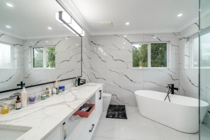 Swimming Pool Photo of 22839 Purdey Avenue, Maple Ridge, BC