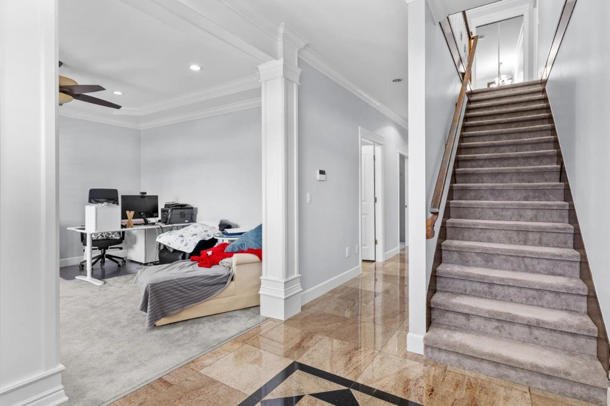 Breakfast Nook Photo of 10302 Main Street, Delta, BC