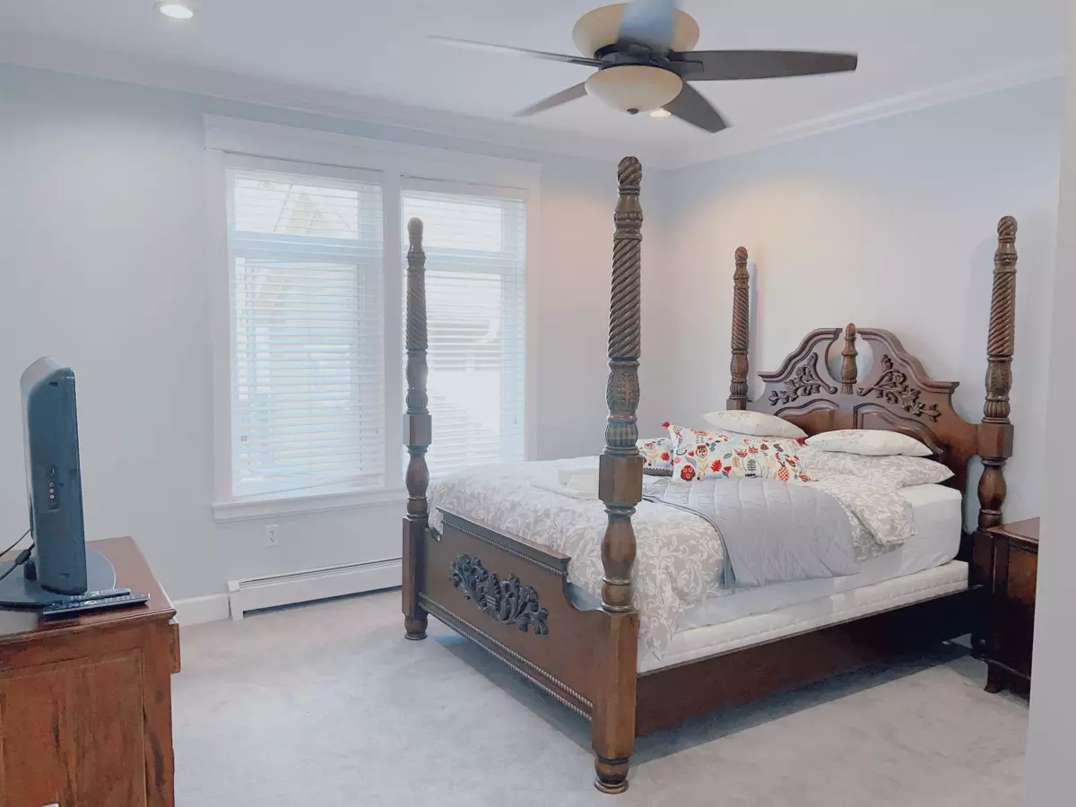 Front Yard Photo of 10302 Main Street, Delta, BC