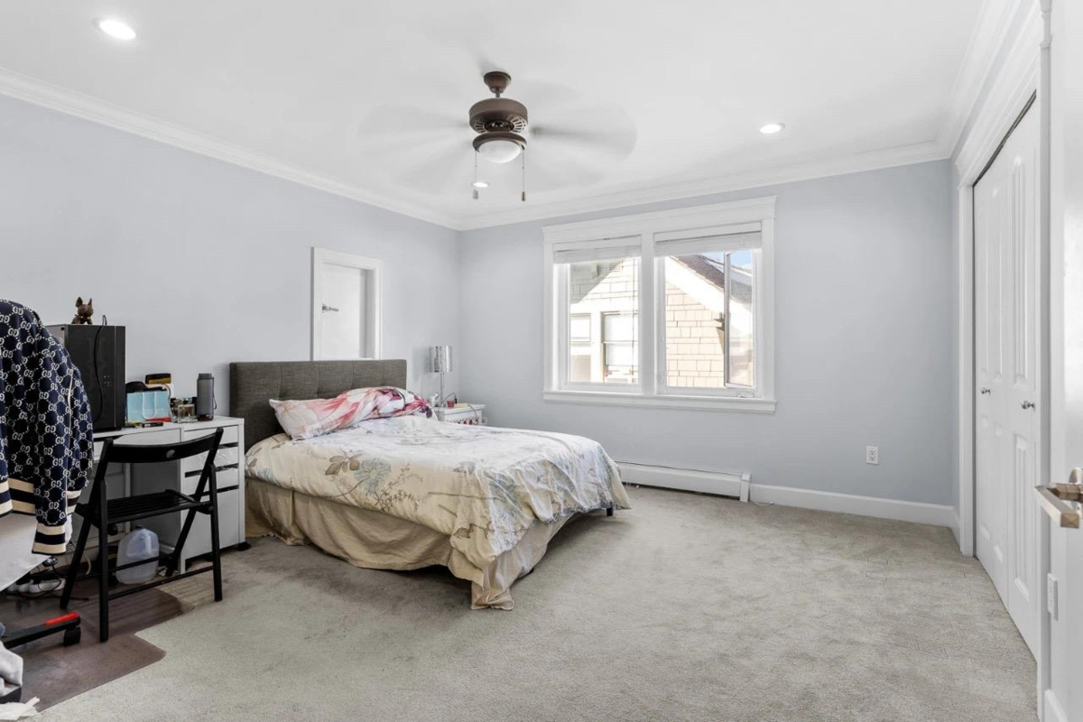 Garage Interior Photo of 10302 Main Street, Delta, BC