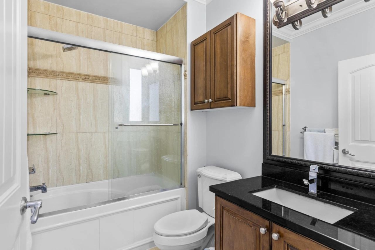 Mudroom Photo of 10302 Main Street, Delta, BC