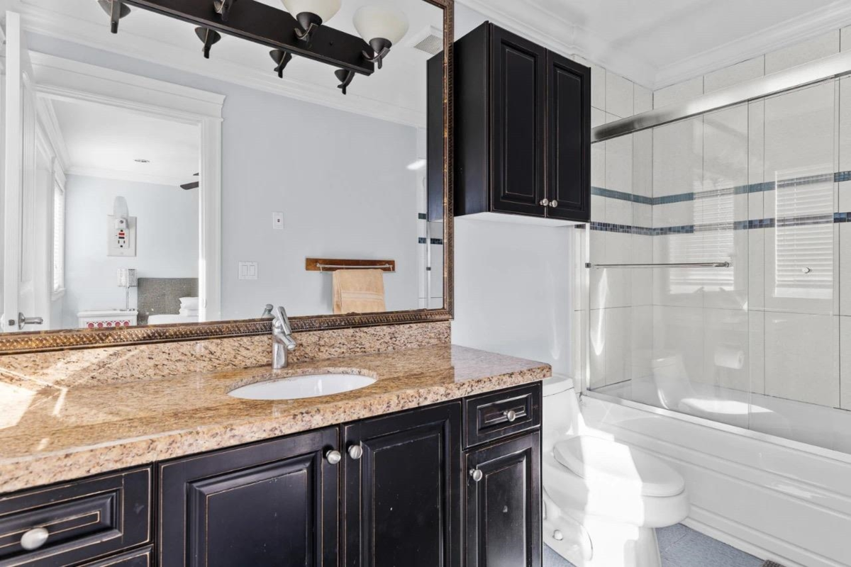 Outdoor Patio Photo of 10302 Main Street, Delta, BC