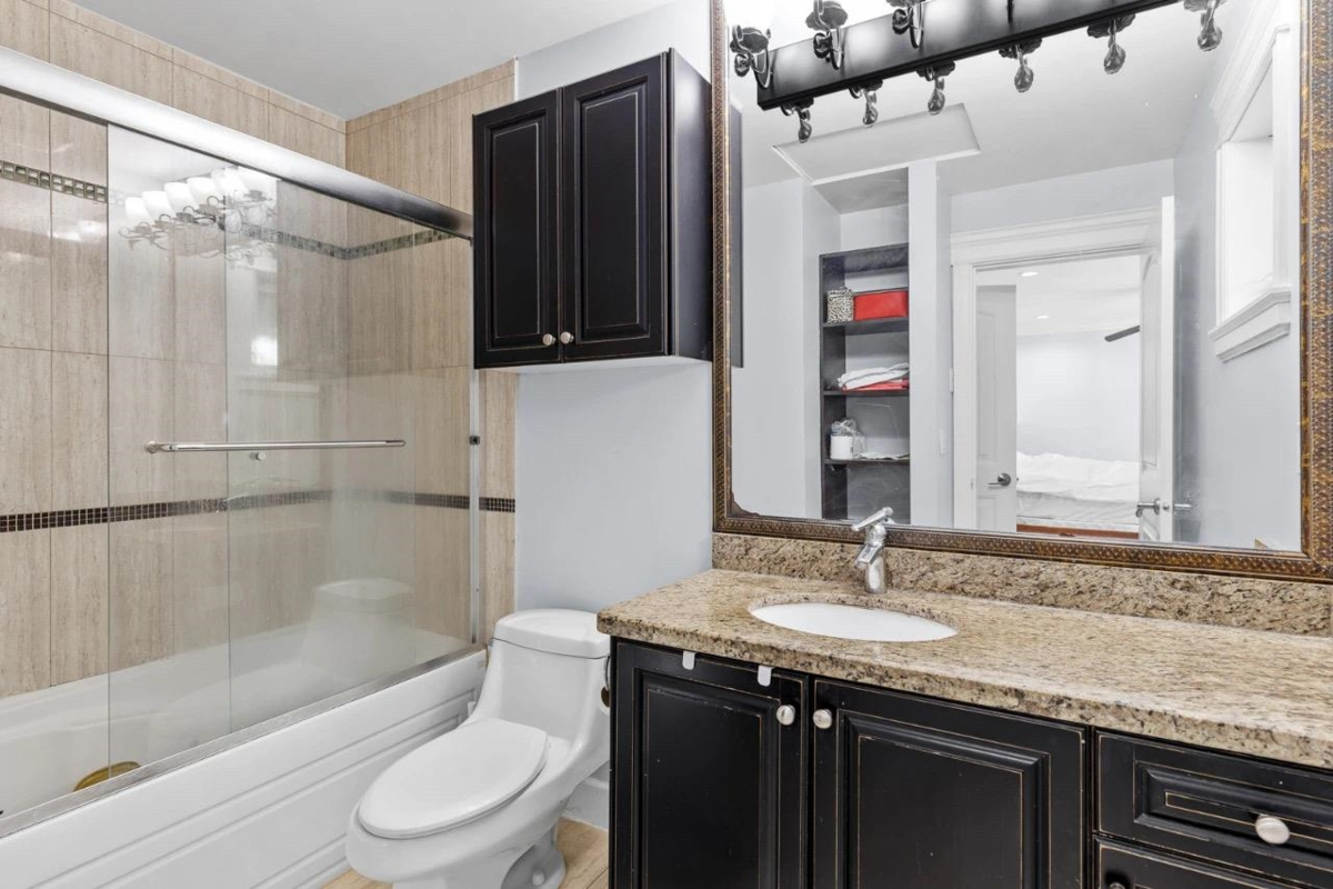 Staircase Photo of 10302 Main Street, Delta, BC