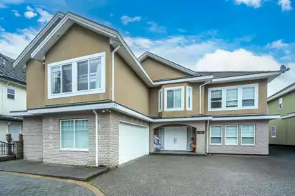 13027 68 Avenue, Surrey, BC, West Newton — 8 bed single family residence for sale