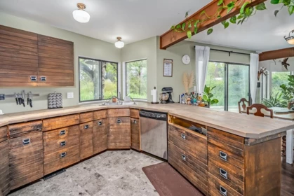 Powder Room Photo of 26559 58 Avenue, Langley, BC