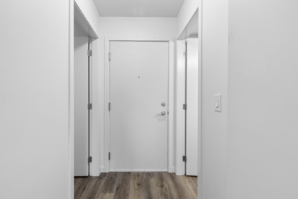 Primary Bathroom Photo of 203 725 Academy Way, No City Value, BC