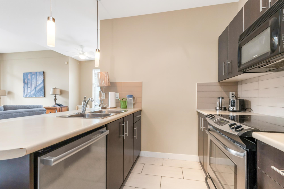 Pantry Photo of 216 33546 Holland Avenue, Abbotsford, BC