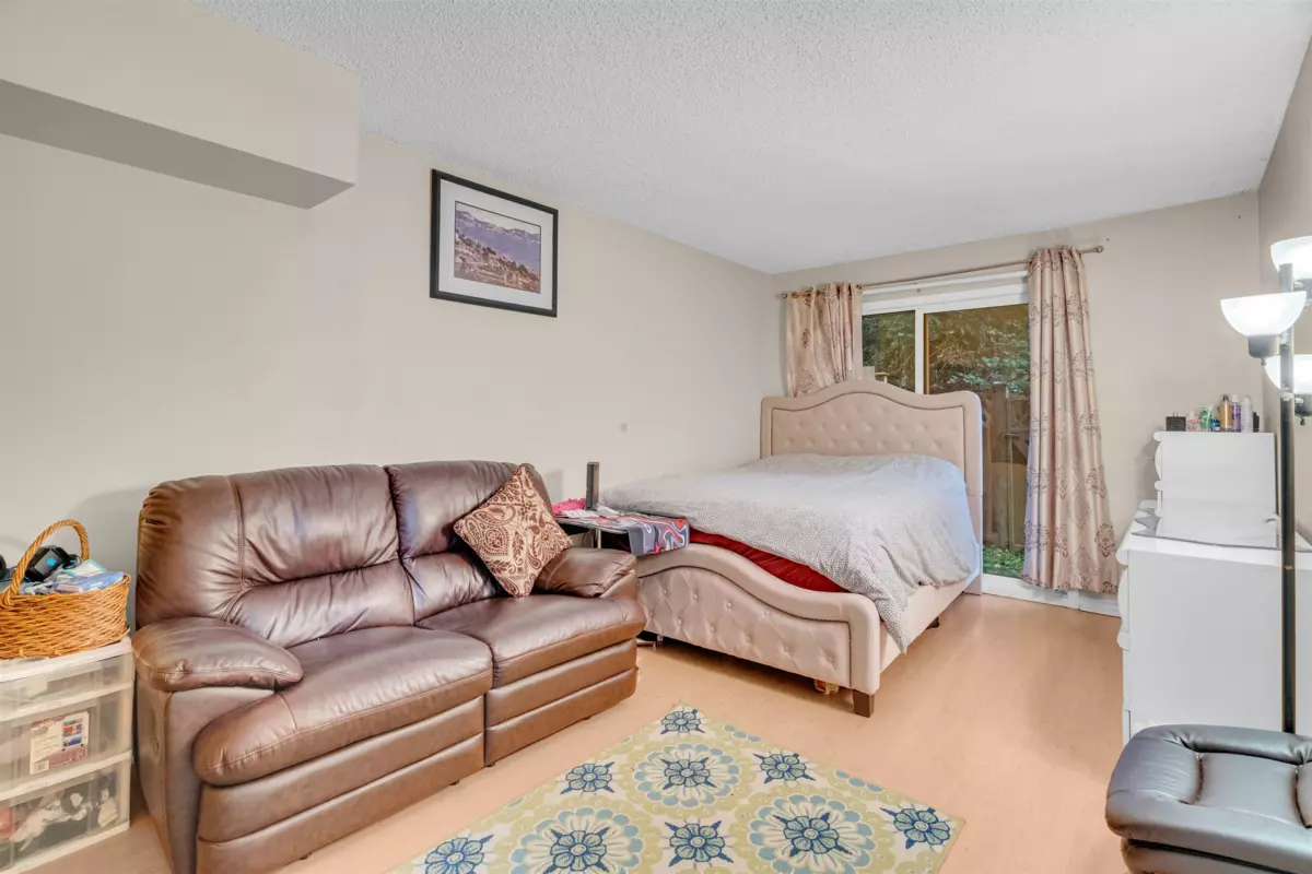 Powder Room Photo of 102 7150 133 Street, Surrey, BC