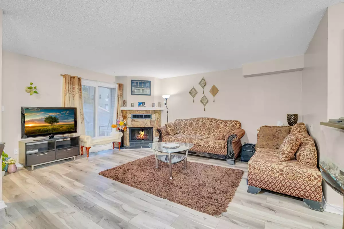 Primary Bathroom Photo of 102 7150 133 Street, Surrey, BC