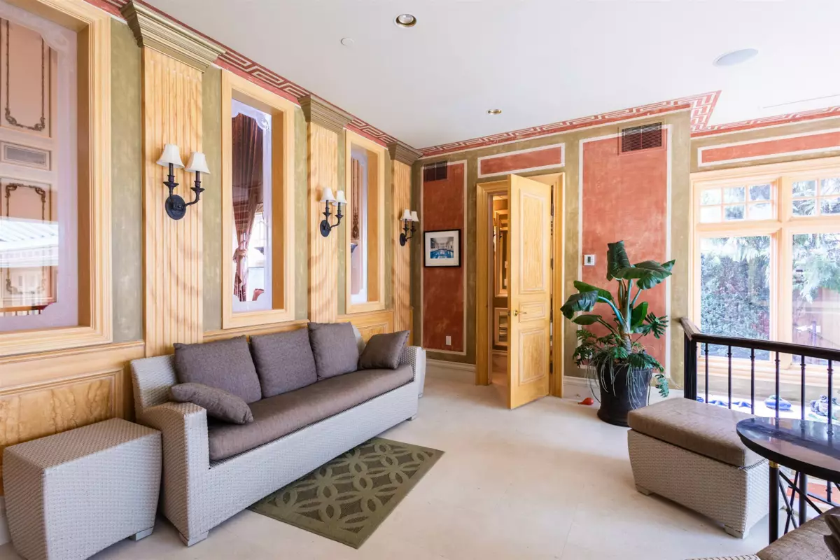 Outdoor Patio Photo of 3719 Selkirk Street, Vancouver, BC