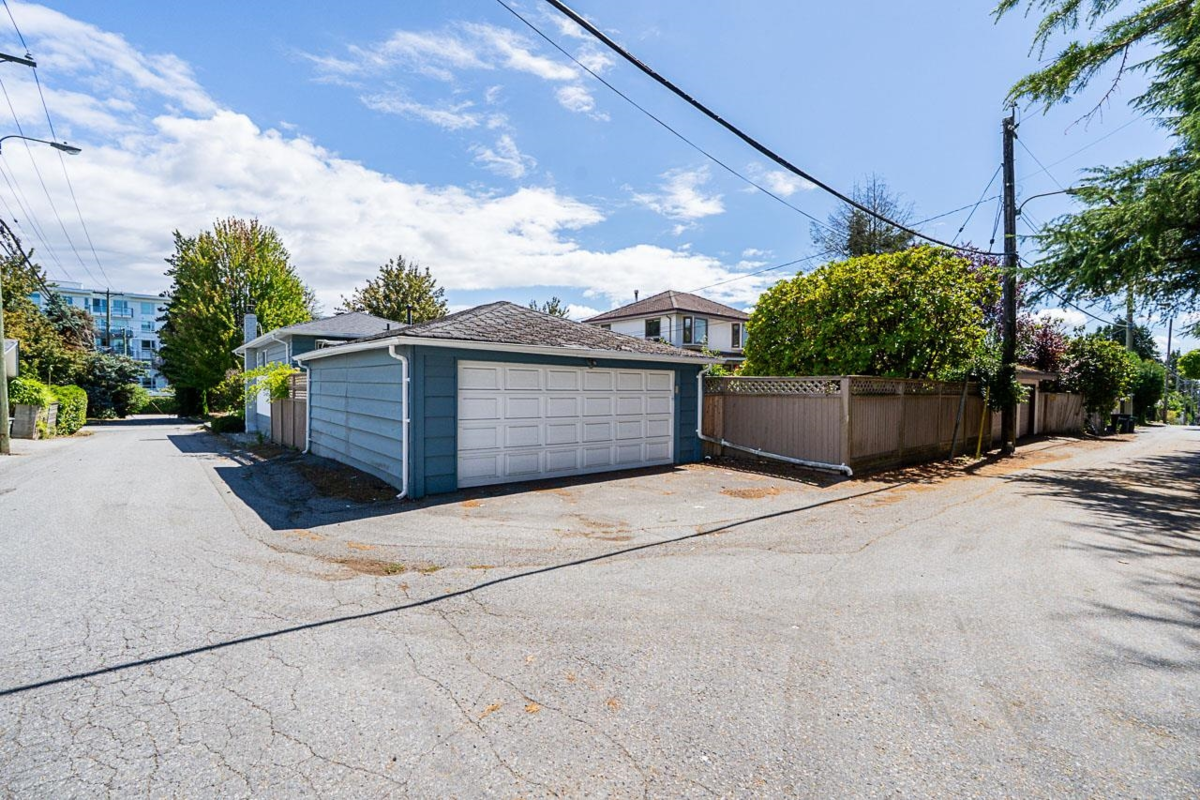 Hot Tub / Spa Photo of 6637 Ash Street, Vancouver, BC