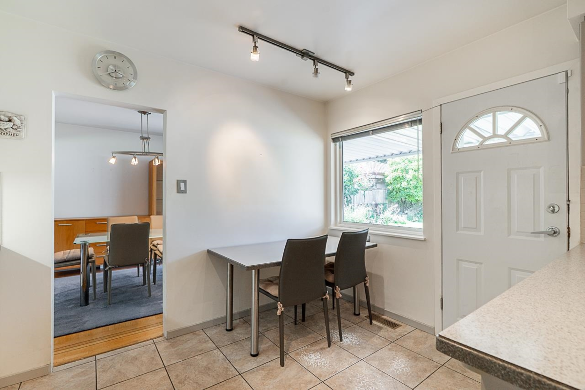 Walk-In Closet Photo of 6637 Ash Street, Vancouver, BC