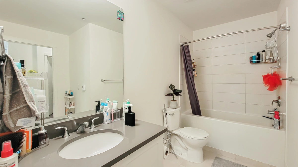 Guest Bathroom Photo of 103 2436 Kelly Avenue, Port Coquitlam, BC