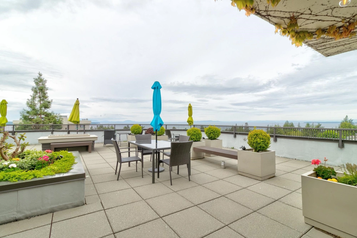 Aerial View of 402 1480 Foster Street, White Rock, BC