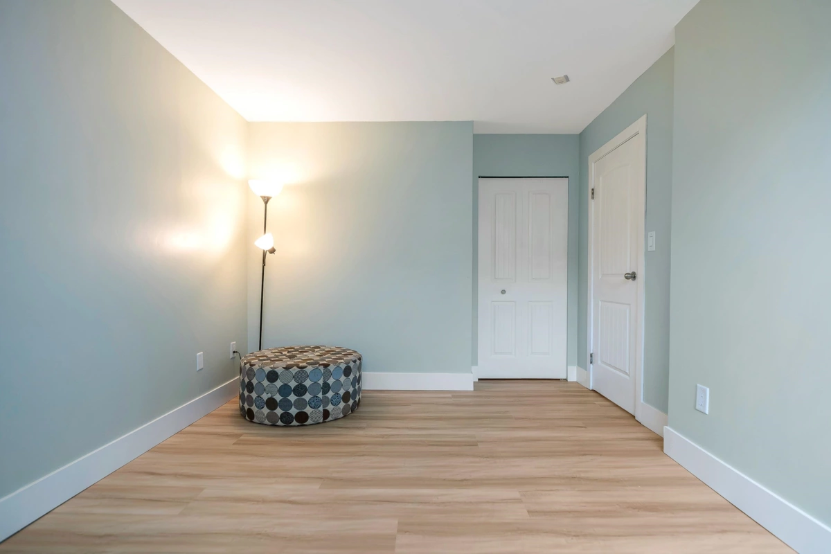 Backyard Photo of 402 1480 Foster Street, White Rock, BC