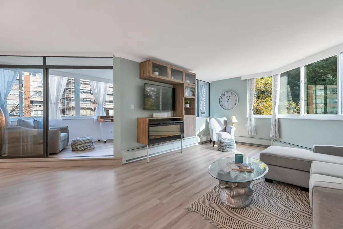 Bedroom 2 Photo of 402 1480 Foster Street, White Rock, BC