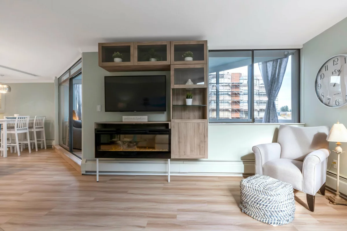 Loft / Bonus Room Photo of 402 1480 Foster Street, White Rock, BC